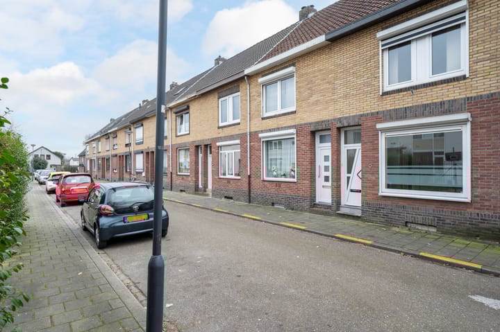 Foto 24 van Sint Lambertusstraat 9