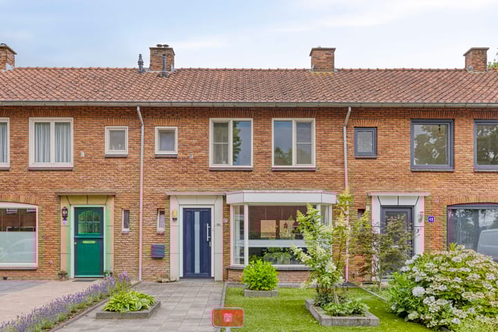 Photo 1 of Dr. Kuijperstraat 47