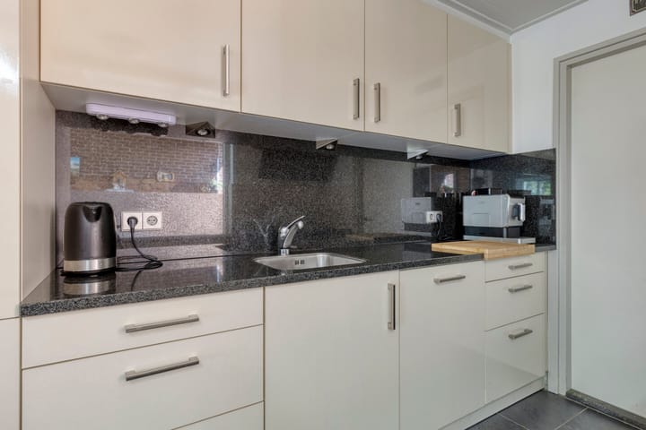 Photo 9 of Dr. Kuijperstraat 47