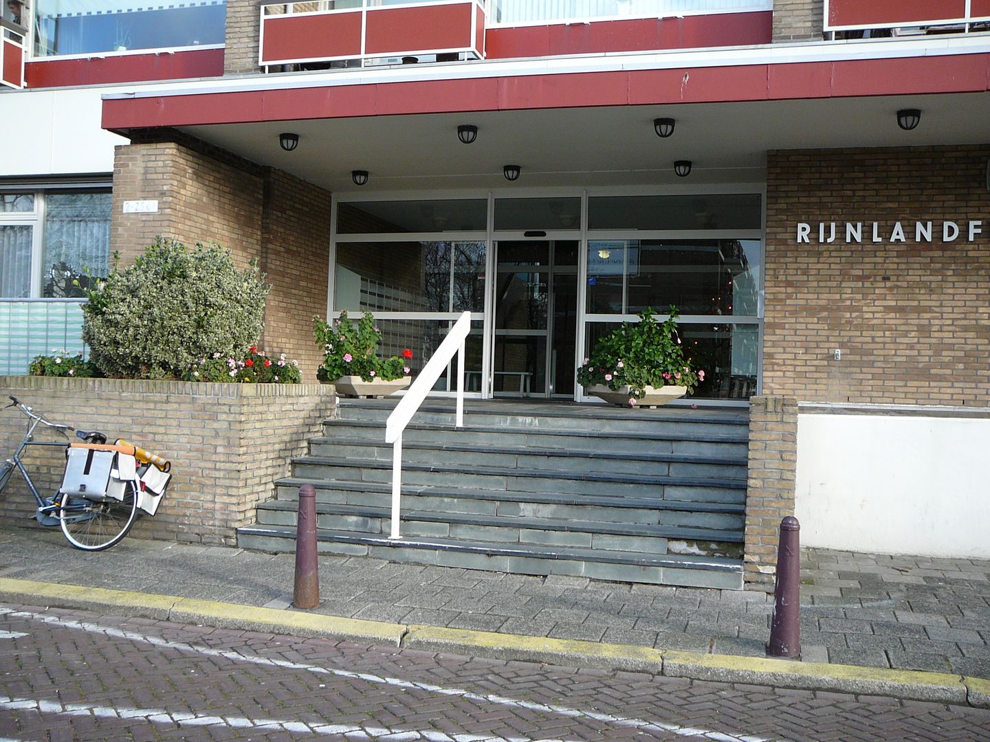 Photo 14 of Bachstraat 144-A