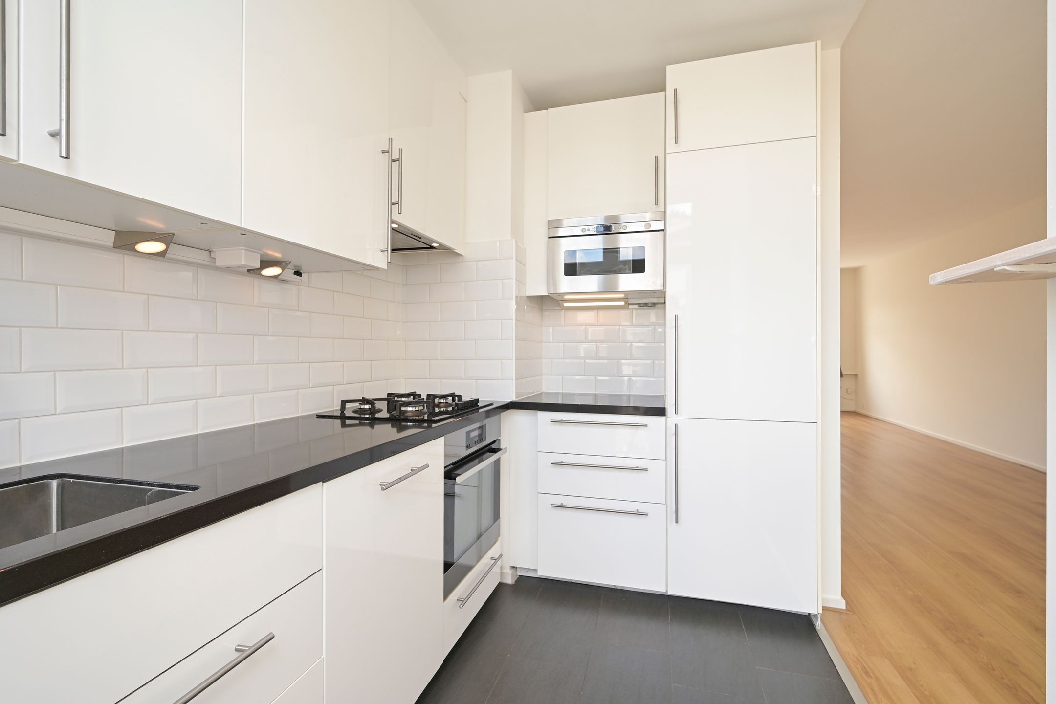 Photo 15 of 2e Joan Maetsuyckerstraat 239