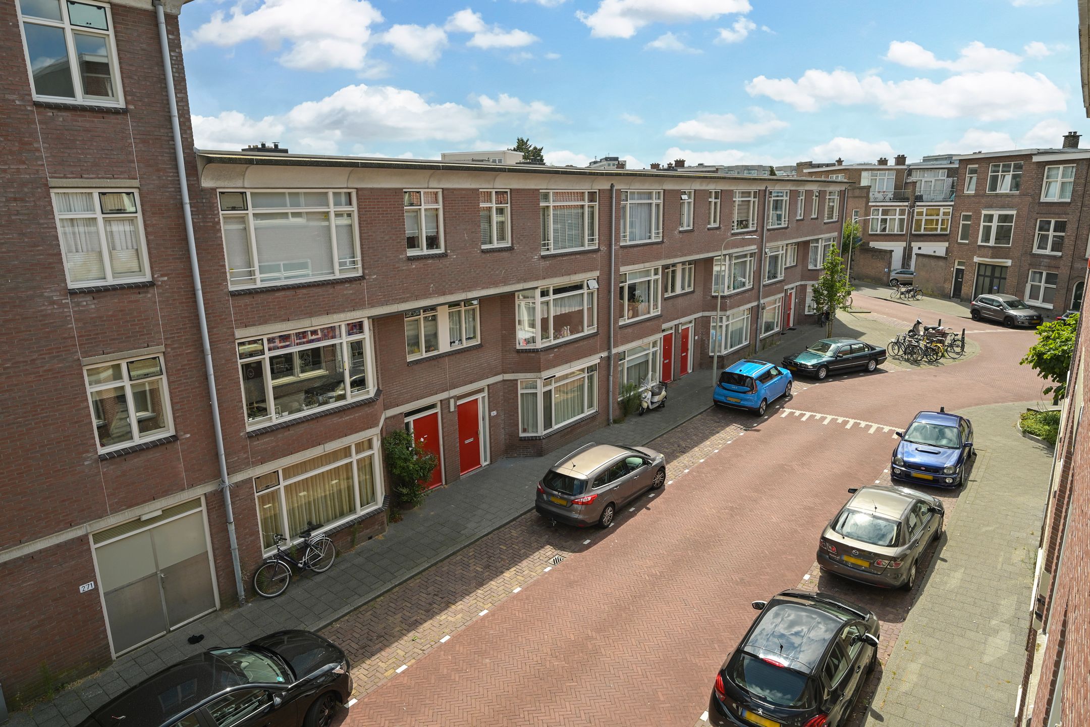 Photo 27 of 2e Joan Maetsuyckerstraat 239