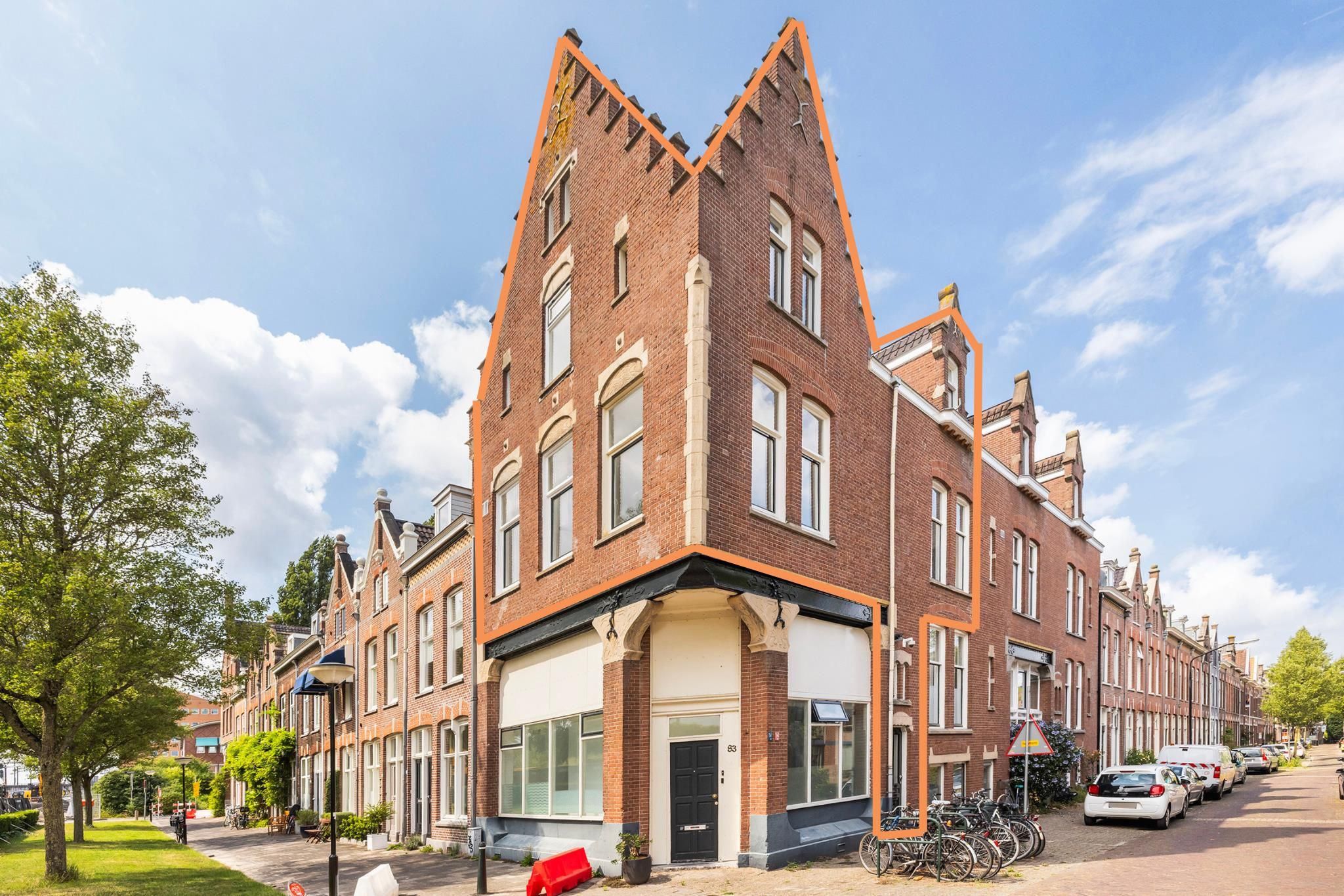 Koninginnestraat 81