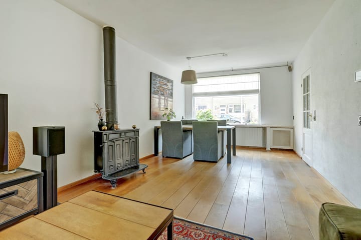 Photo 4 of Sem Dresdenstraat 16