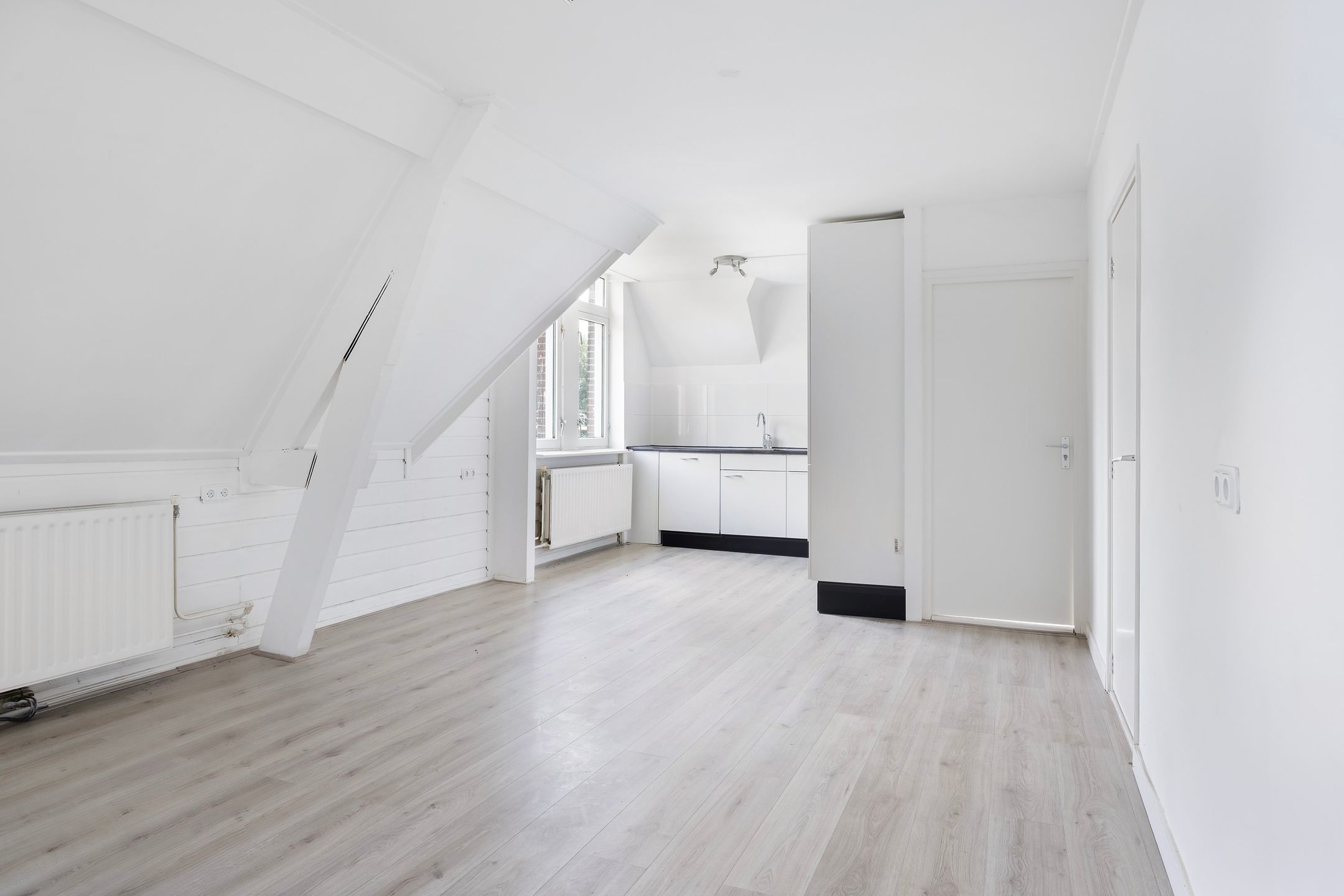 Foto 24 van Koninginnestraat 81