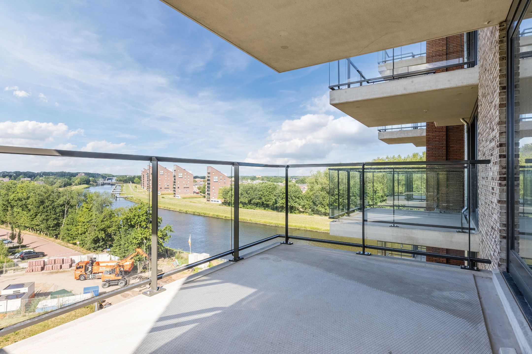 Photo 9 of Zwaaikom: de Admiraal (Bouwnr. 35)