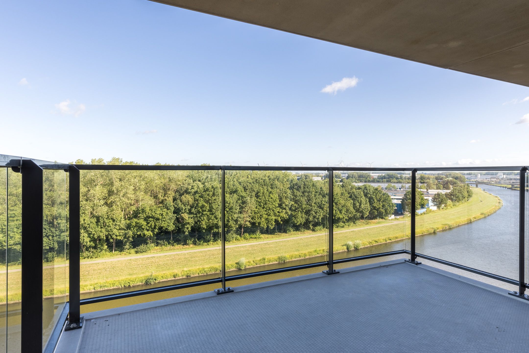 Foto 9 van Zwaaikom: de Admiraal (Bouwnr. 42)