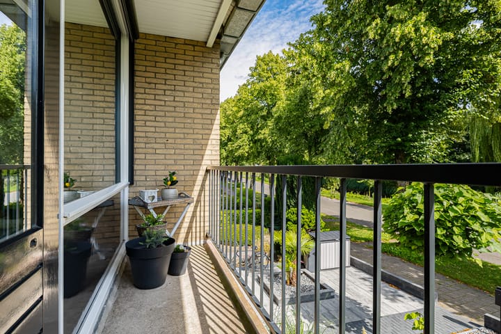 Foto 24 van Couperuslaan 17