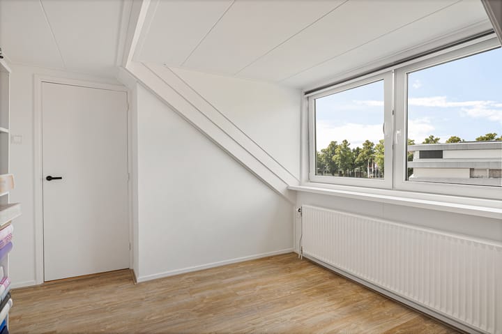 Foto 32 van Couperuslaan 17