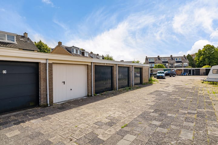 Foto 33 van Couperuslaan 17