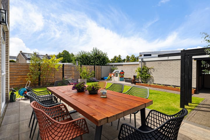 Foto 38 van Couperuslaan 17