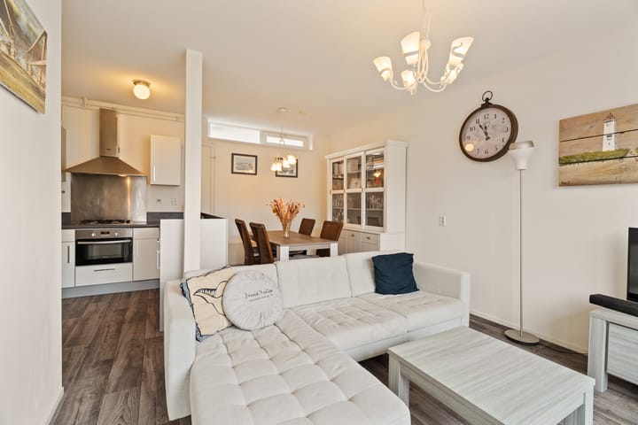 Foto 6 van Abel Tasmanstraat 12