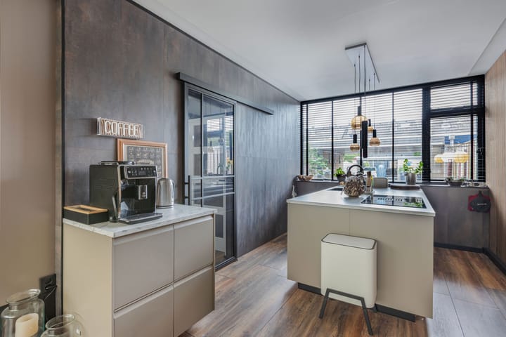 Foto 17 van Delta 12