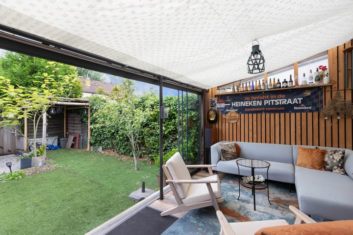 Foto 49 van Delta 12