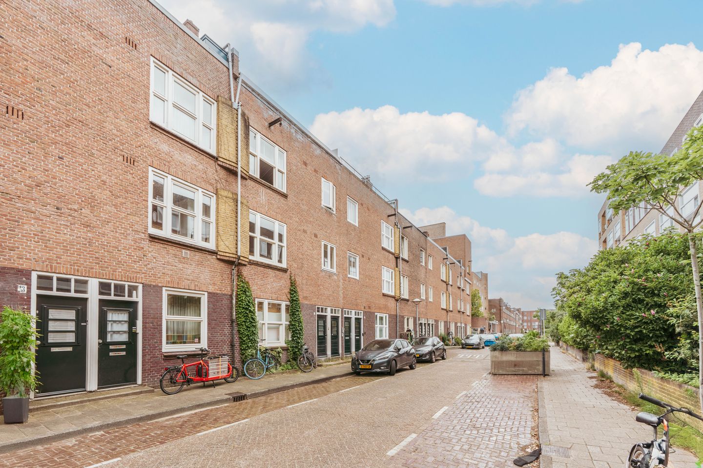 Foto 1 van Uithoornstraat 25-1