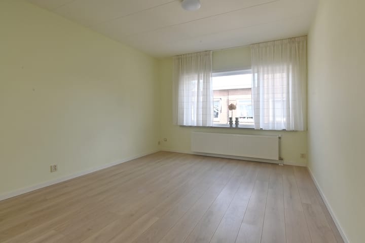 Foto 5 van Burgemeester Waldeckstraat 8