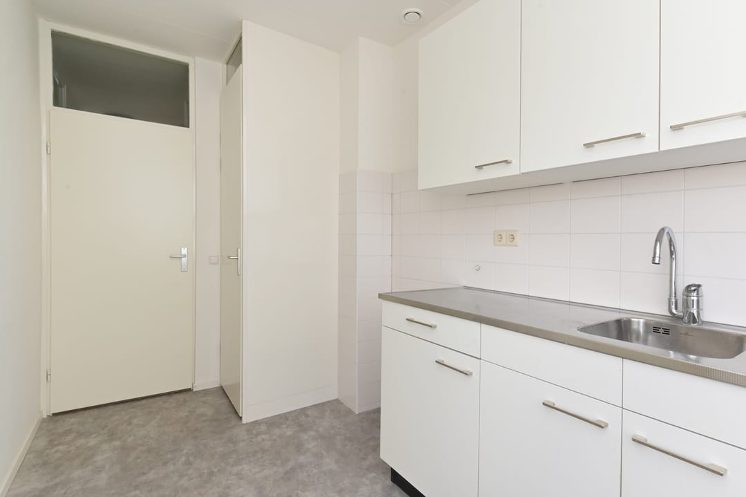 Foto 13 van Burgemeester Waldeckstraat 8