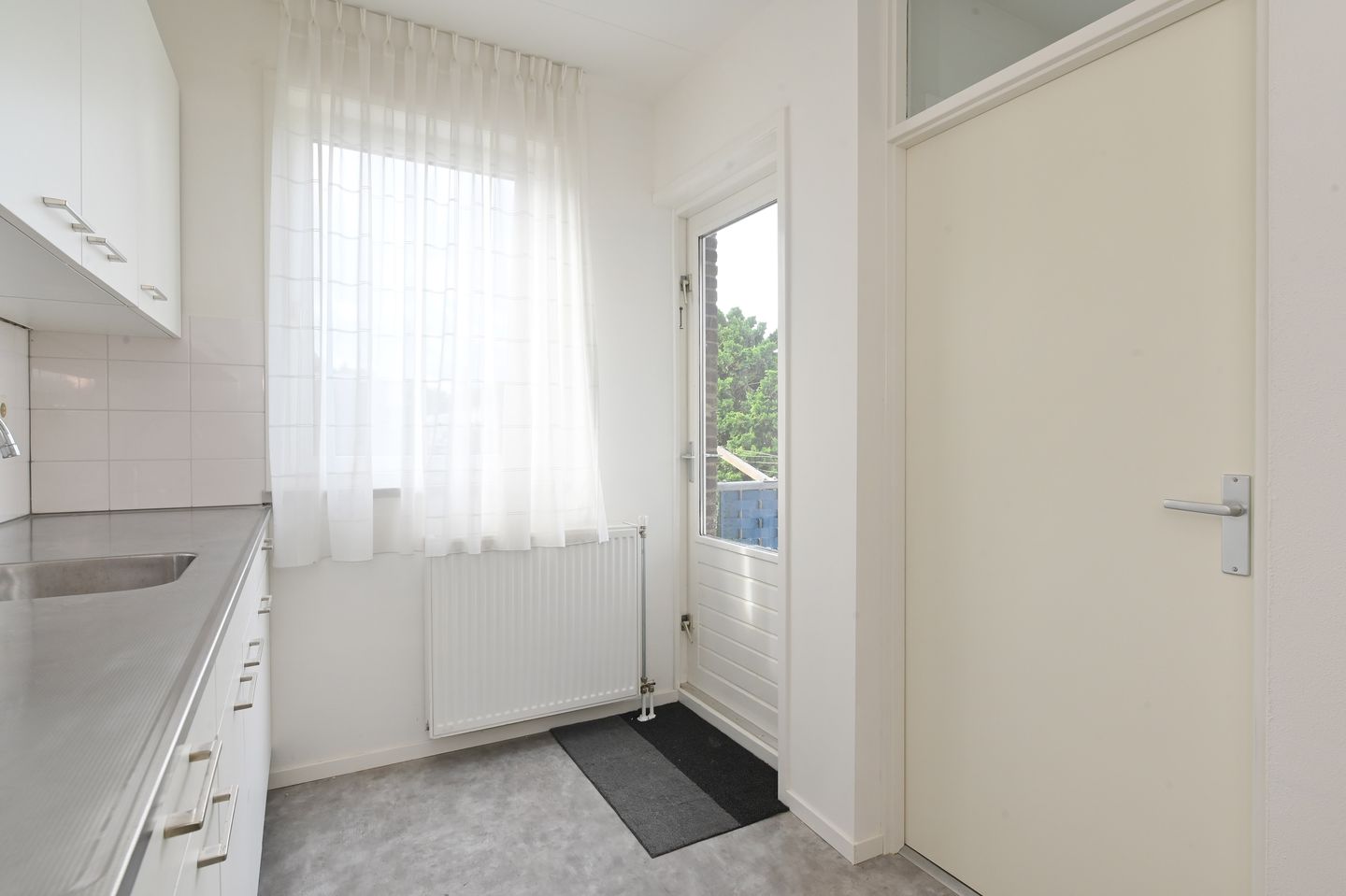 Foto 14 van Burgemeester Waldeckstraat 8