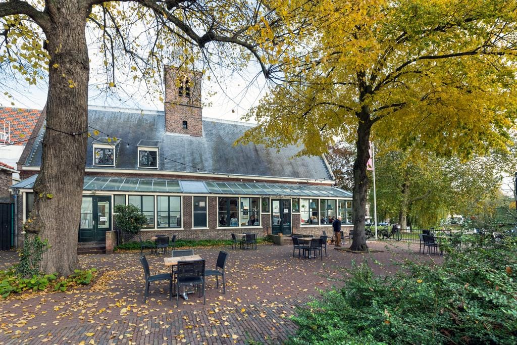 Photo 13 of Kennemerstraat 20-RD