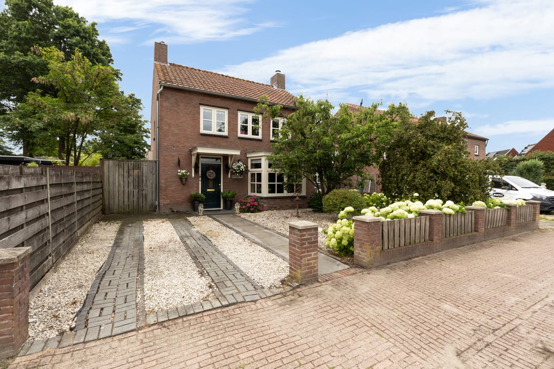 Foto 1 van Vaartstraat 6