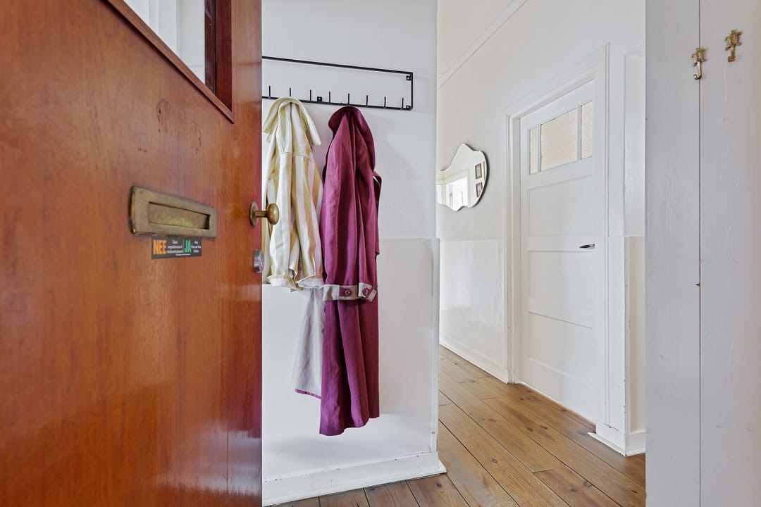 Photo 7 of Waldeck-Pyrmontstraat 11-A