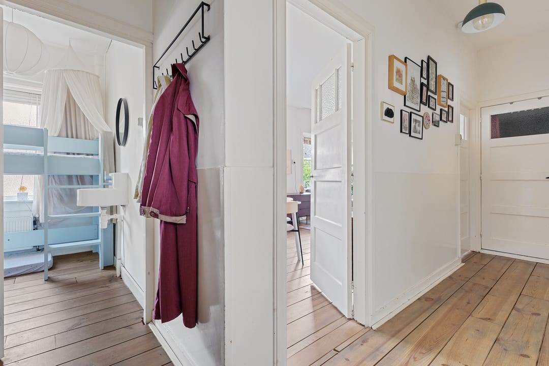 Photo 8 of Waldeck-Pyrmontstraat 11-A