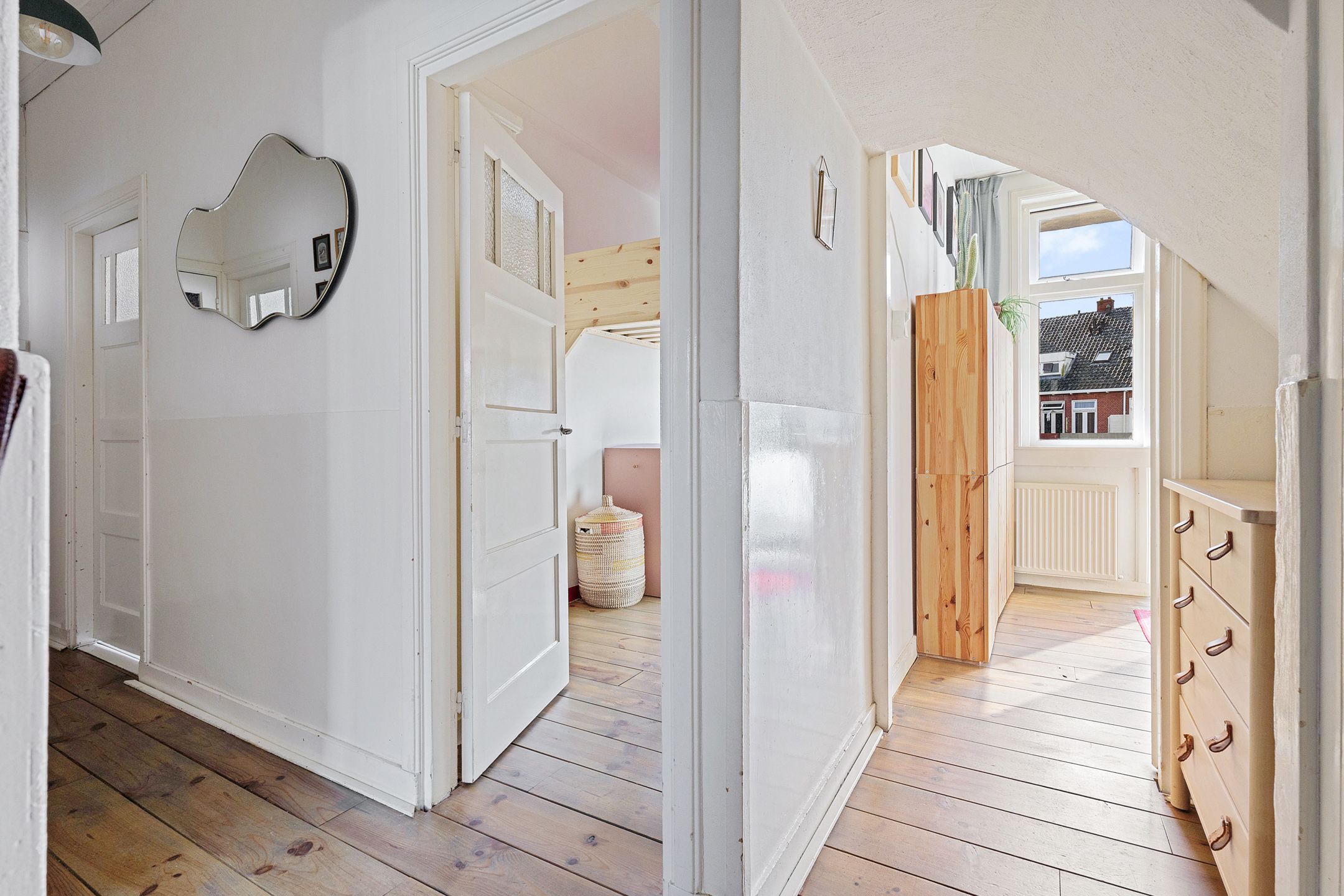 Photo 21 of Waldeck-Pyrmontstraat 11-A