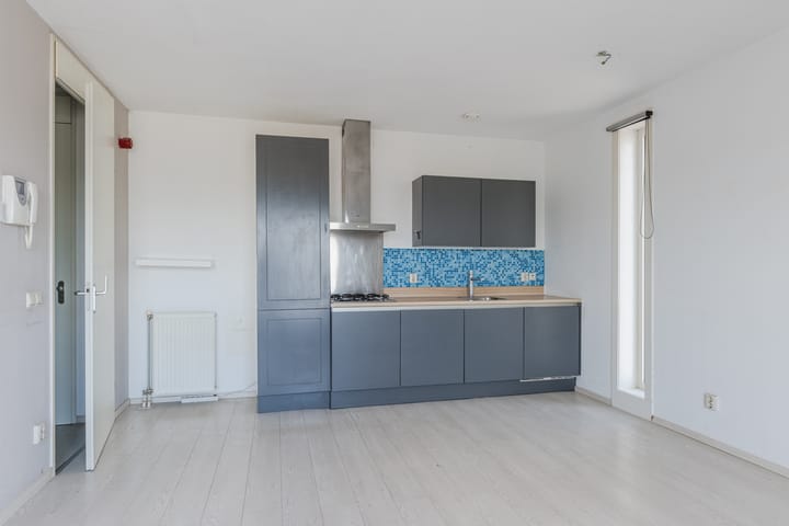 Foto 5 van Veldhovenring 64-15