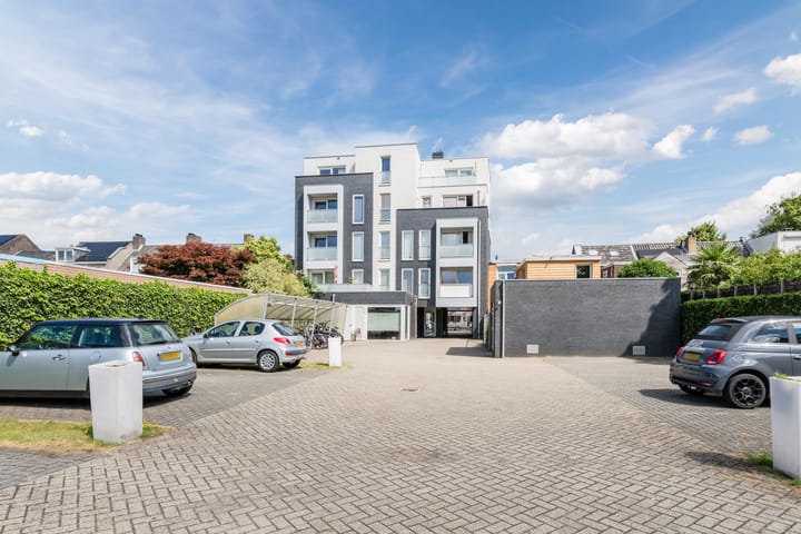 Photo 16 of Veldhovenring 64-15