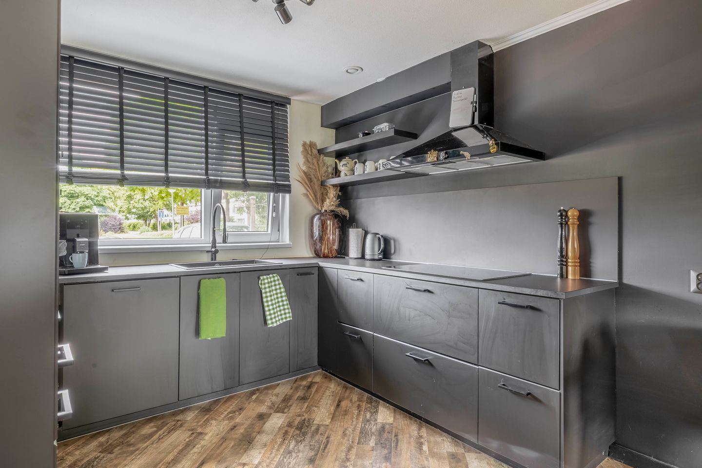 Photo 20 of Stuurboord 30