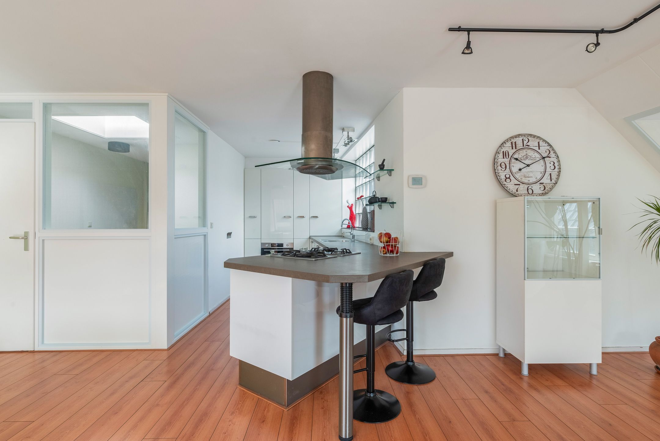 Foto 6 van Molenstraat 8-A