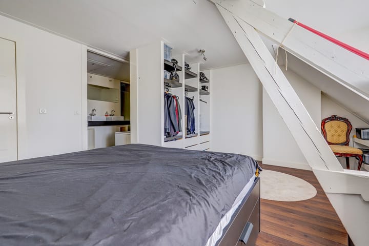 Foto 22 van Sloetstraat 131