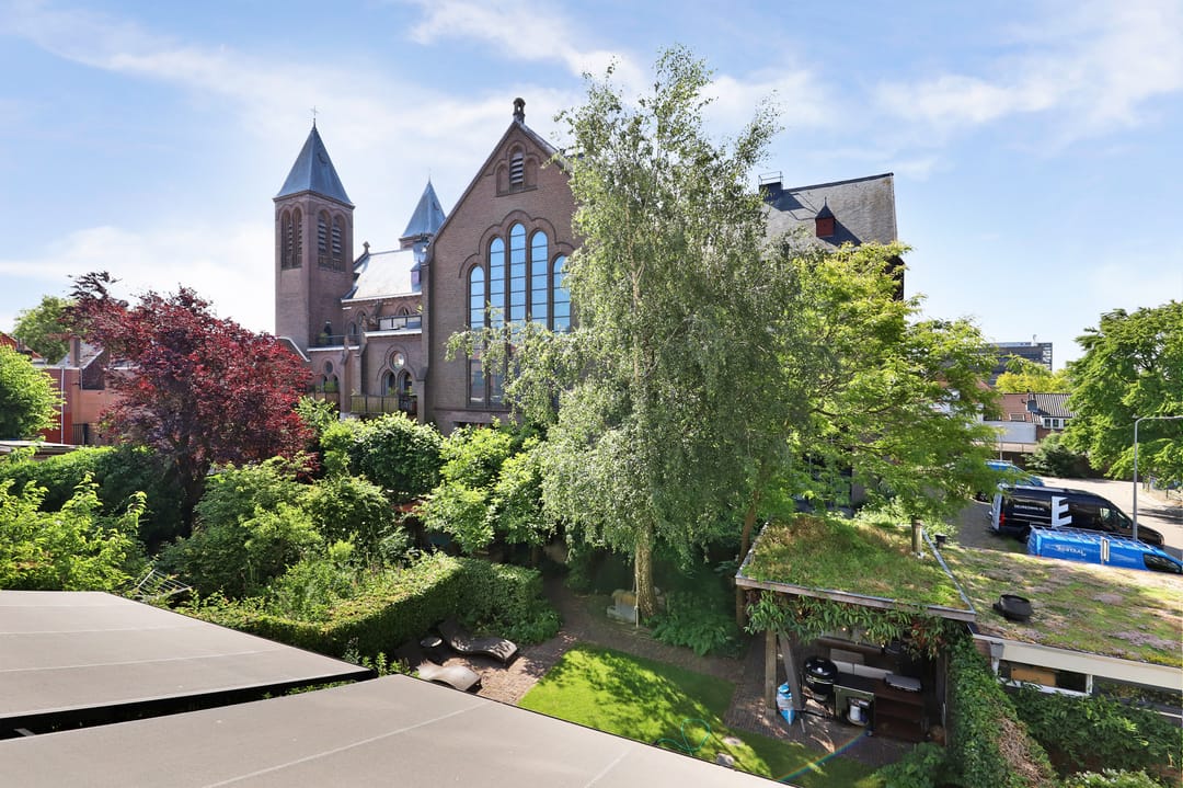 Foto 32 van Sloetstraat 131