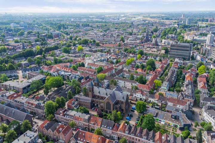 Foto 36 van Sloetstraat 131