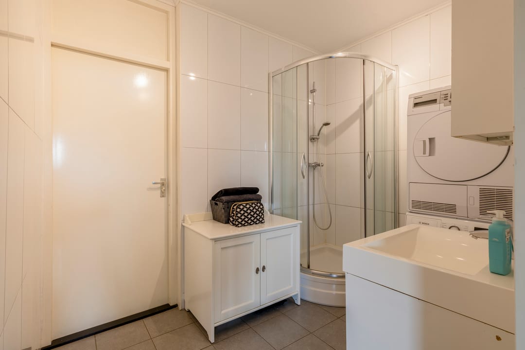 Photo 23 of Curieplaats 331