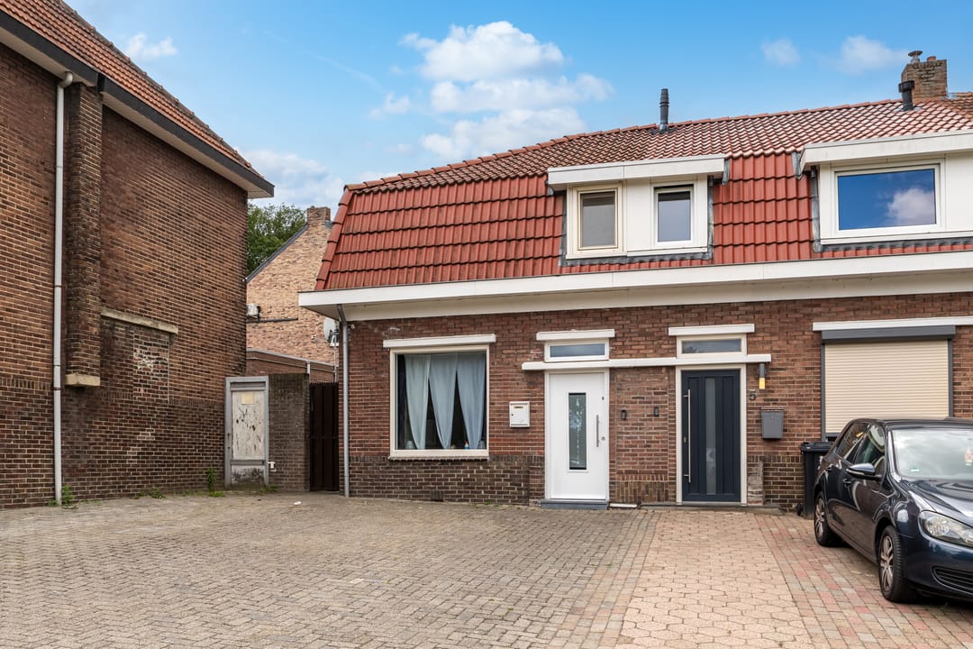 Foto 1 van Spechtstraat 4