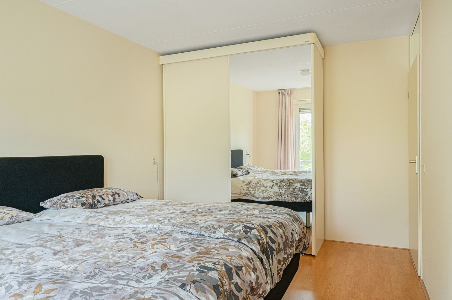 Foto 25 van Dotterbloem 7