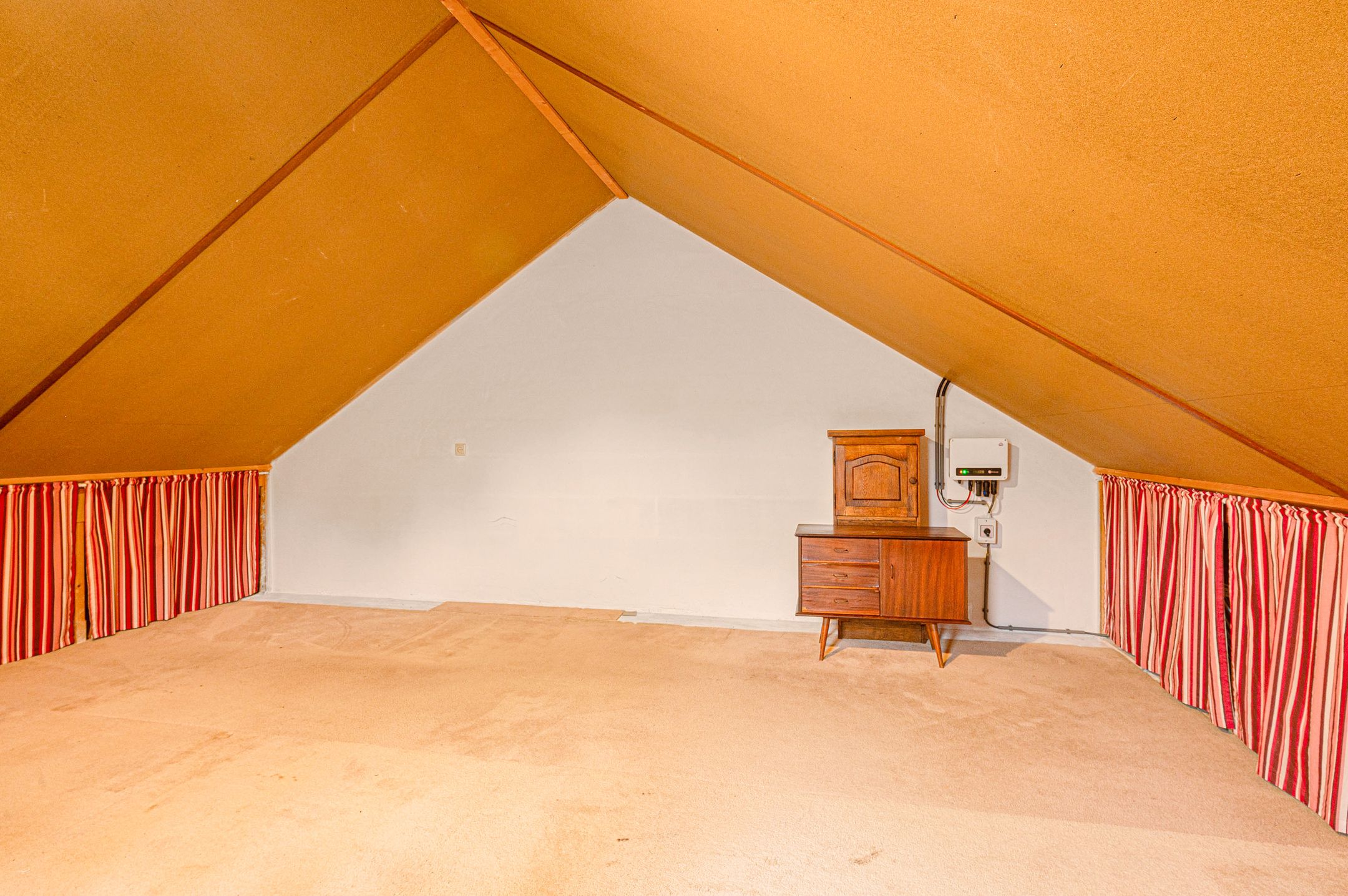 Foto 30 van Dotterbloem 7