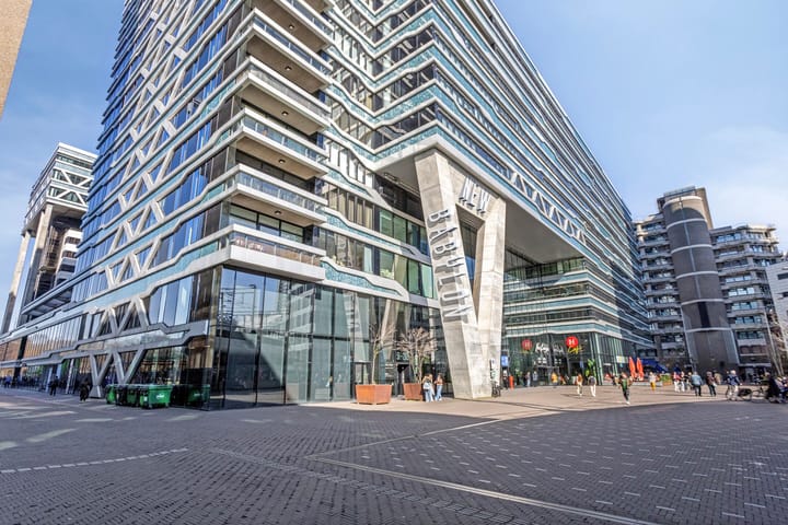 Foto 1 van Anna van Buerenplein 65