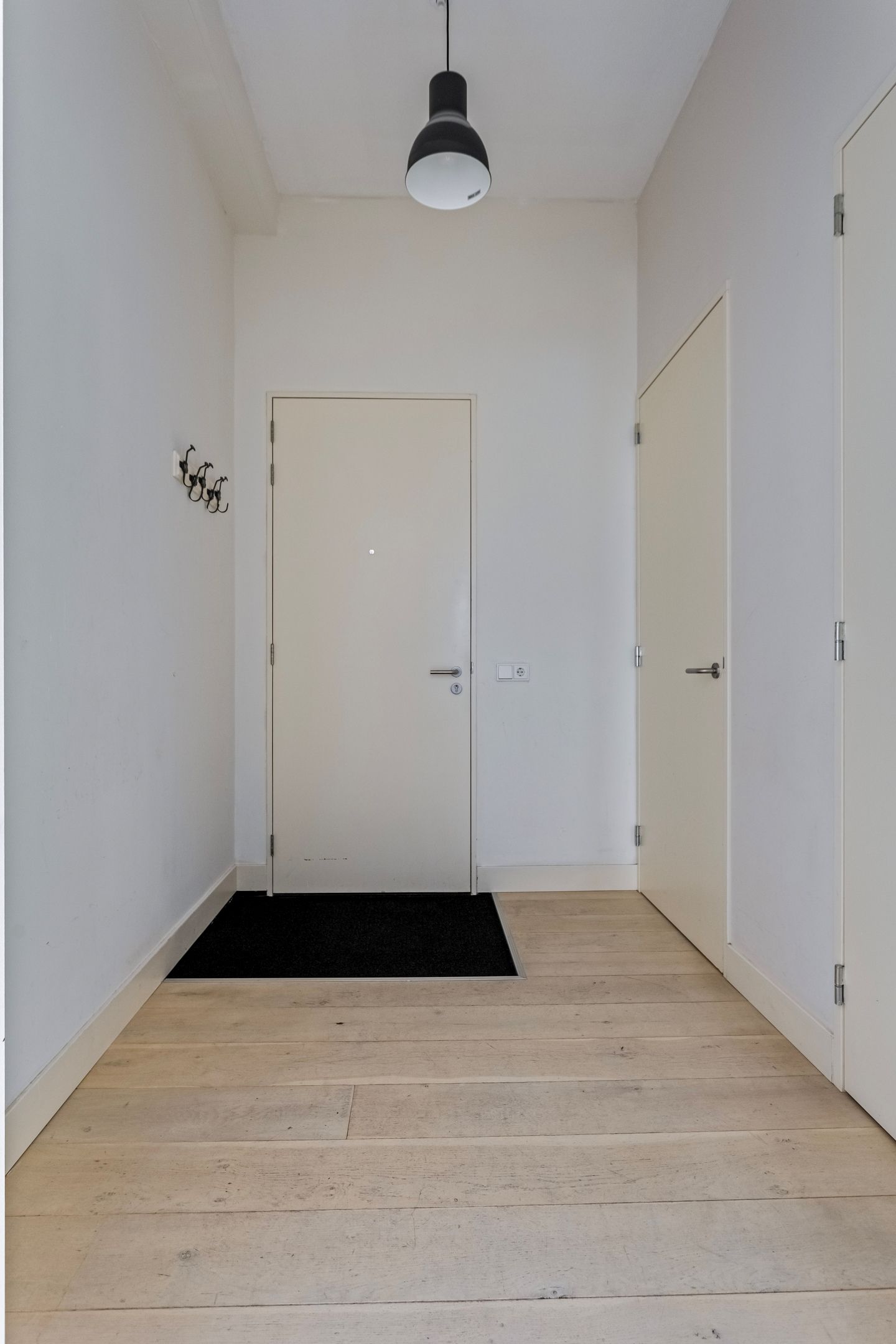 Foto 3 van Anna van Buerenplein 65