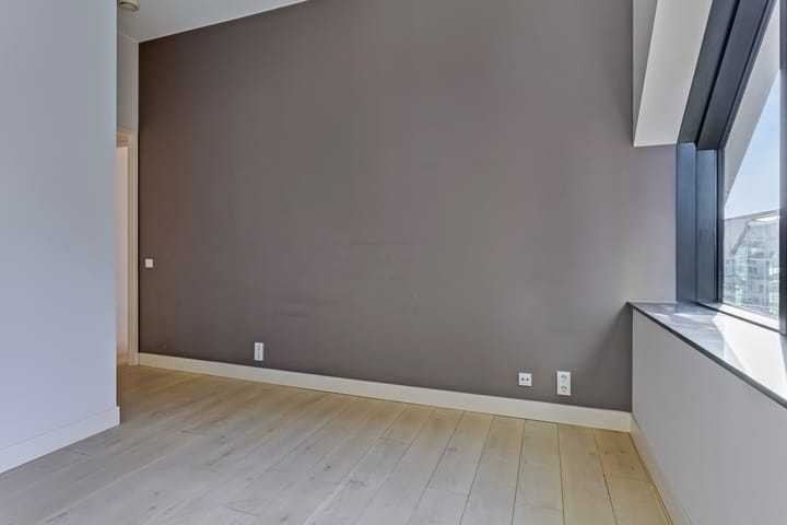 Foto 21 van Anna van Buerenplein 65