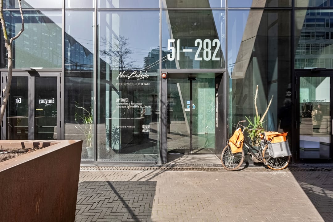 Foto 43 van Anna van Buerenplein 65