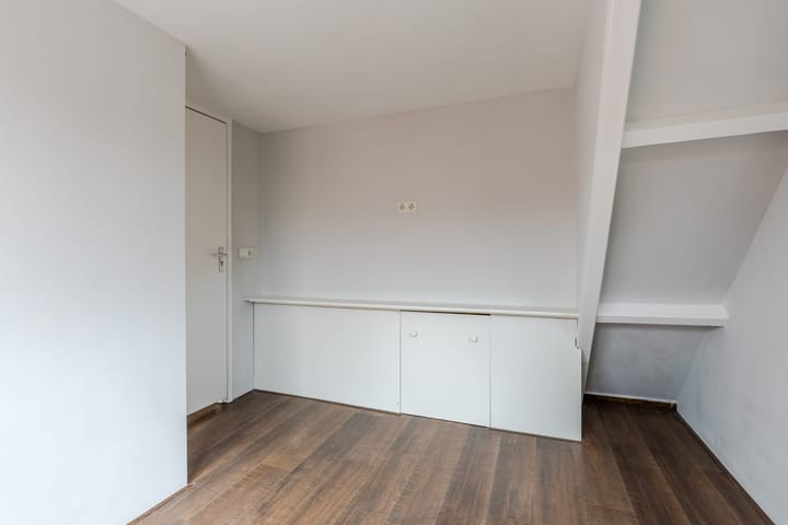 Photo 32 of Tuinstraat 19