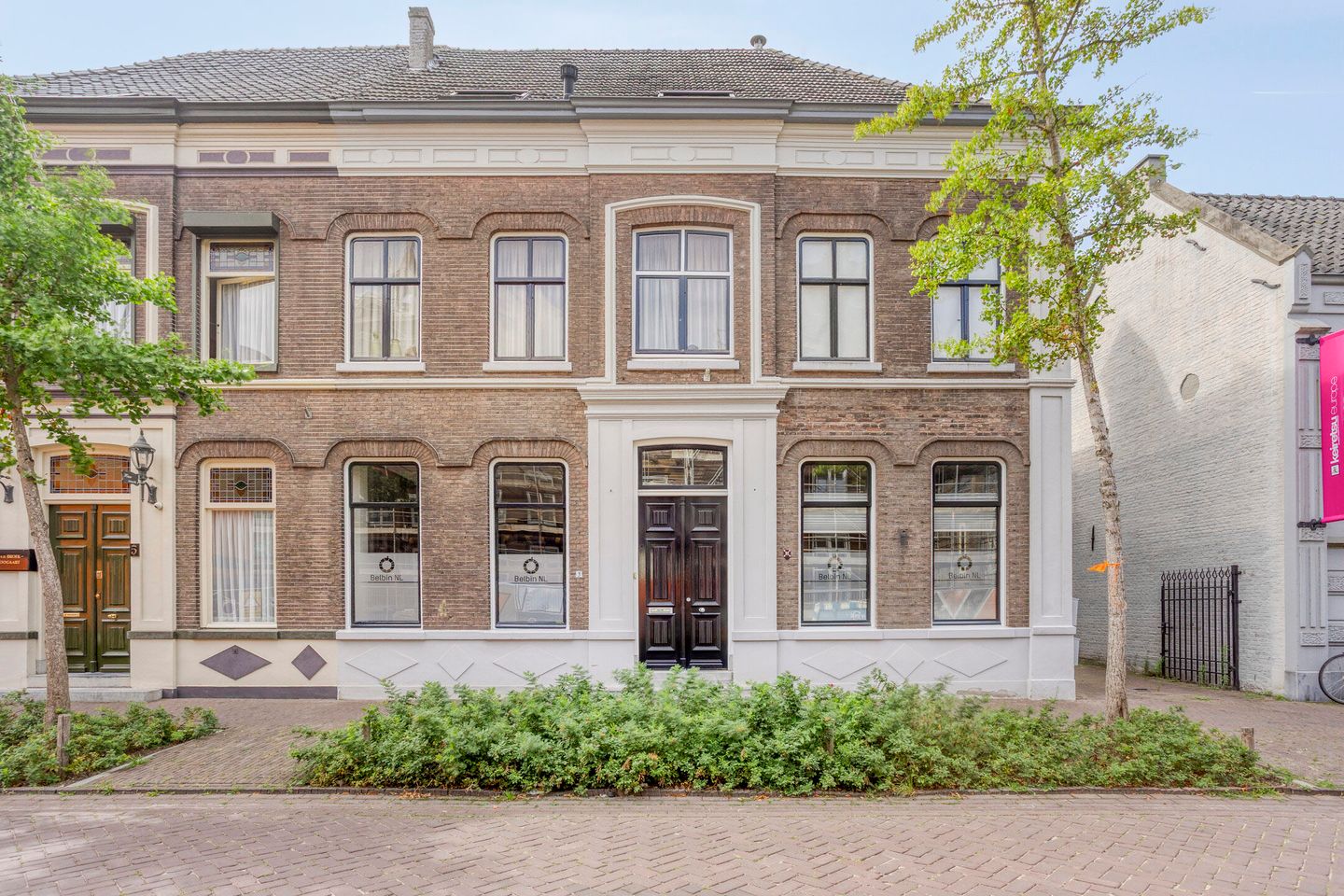 Bekijk foto 1 van Deken van Miertstraat 3-B