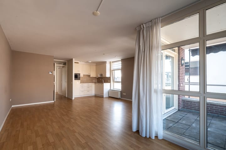 Foto 5 van Grotestraat 57-01