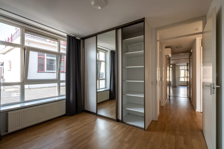 Photo 7 of Grotestraat 57-01