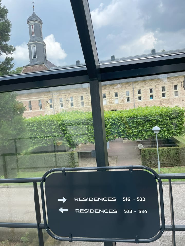 Photo 34 of Joseph Corneli Allée 532