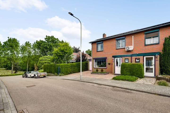 Foto 34 van Oeverzicht 22