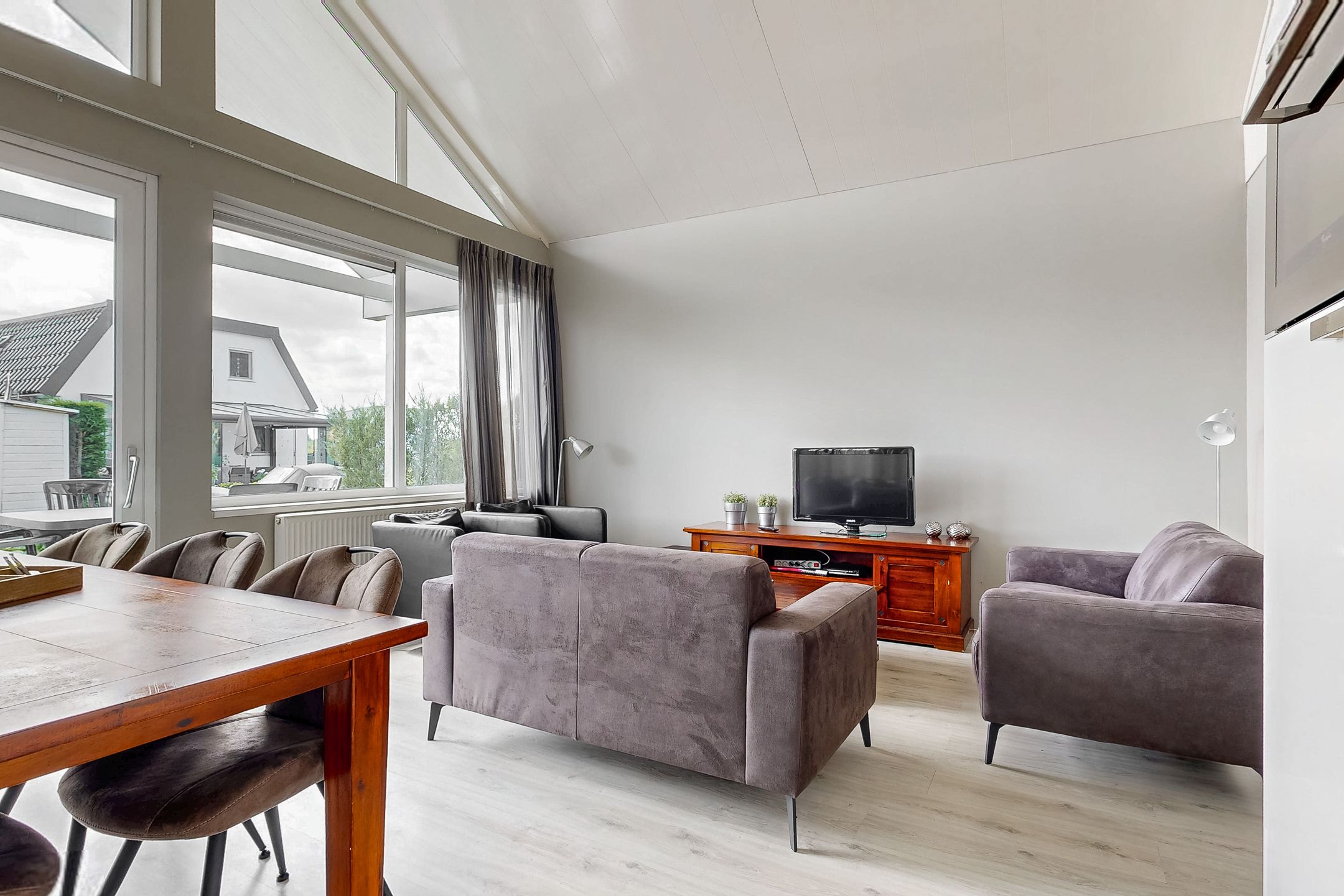 Photo 9 of Onderdijk 245-198