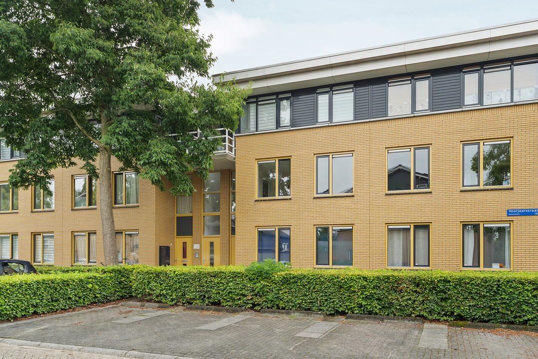Photo 1 of Voorjaarstraat 30